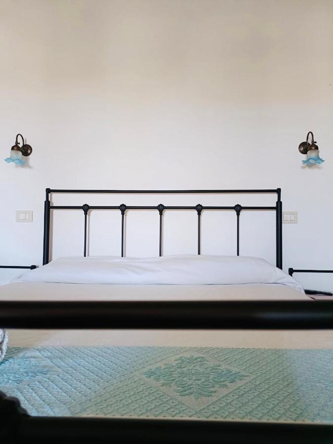 B&B Tre - Rooms & Relax Oristano Ngoại thất bức ảnh