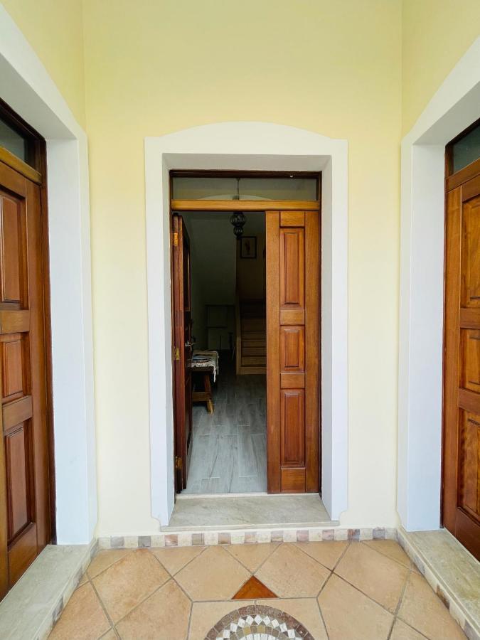 B&B Tre - Rooms & Relax Oristano Ngoại thất bức ảnh