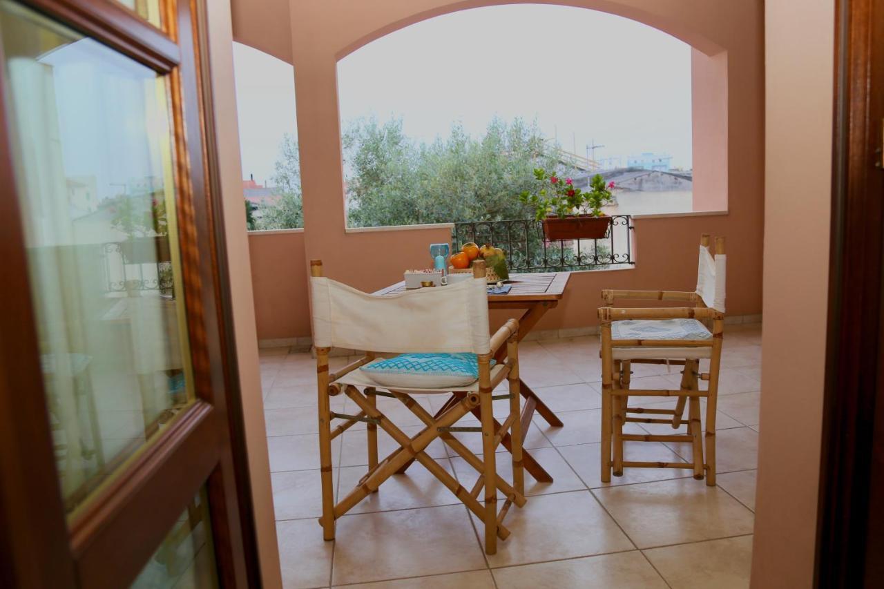 B&B Tre - Rooms & Relax Oristano Ngoại thất bức ảnh