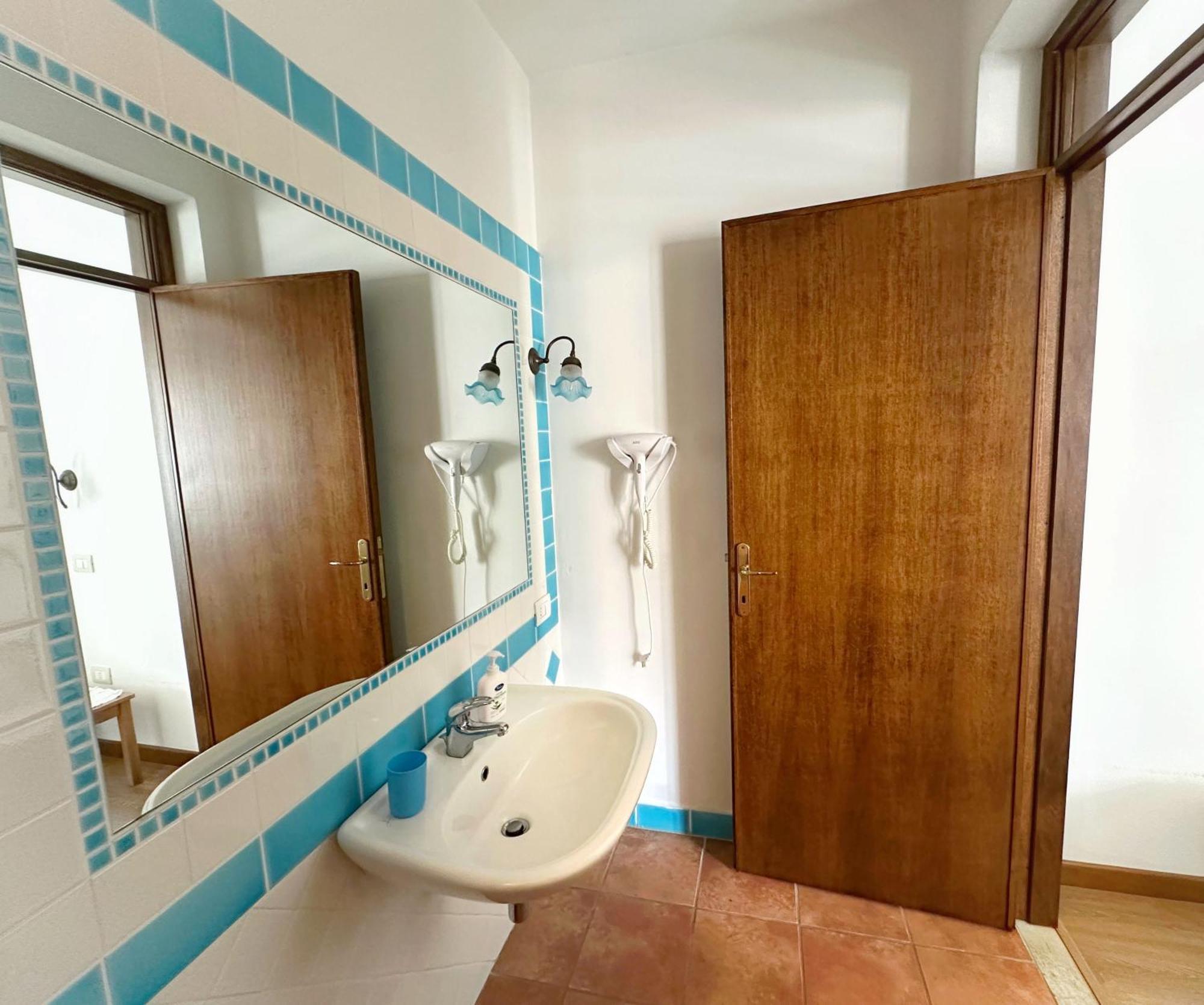 B&B Tre - Rooms & Relax Oristano Ngoại thất bức ảnh