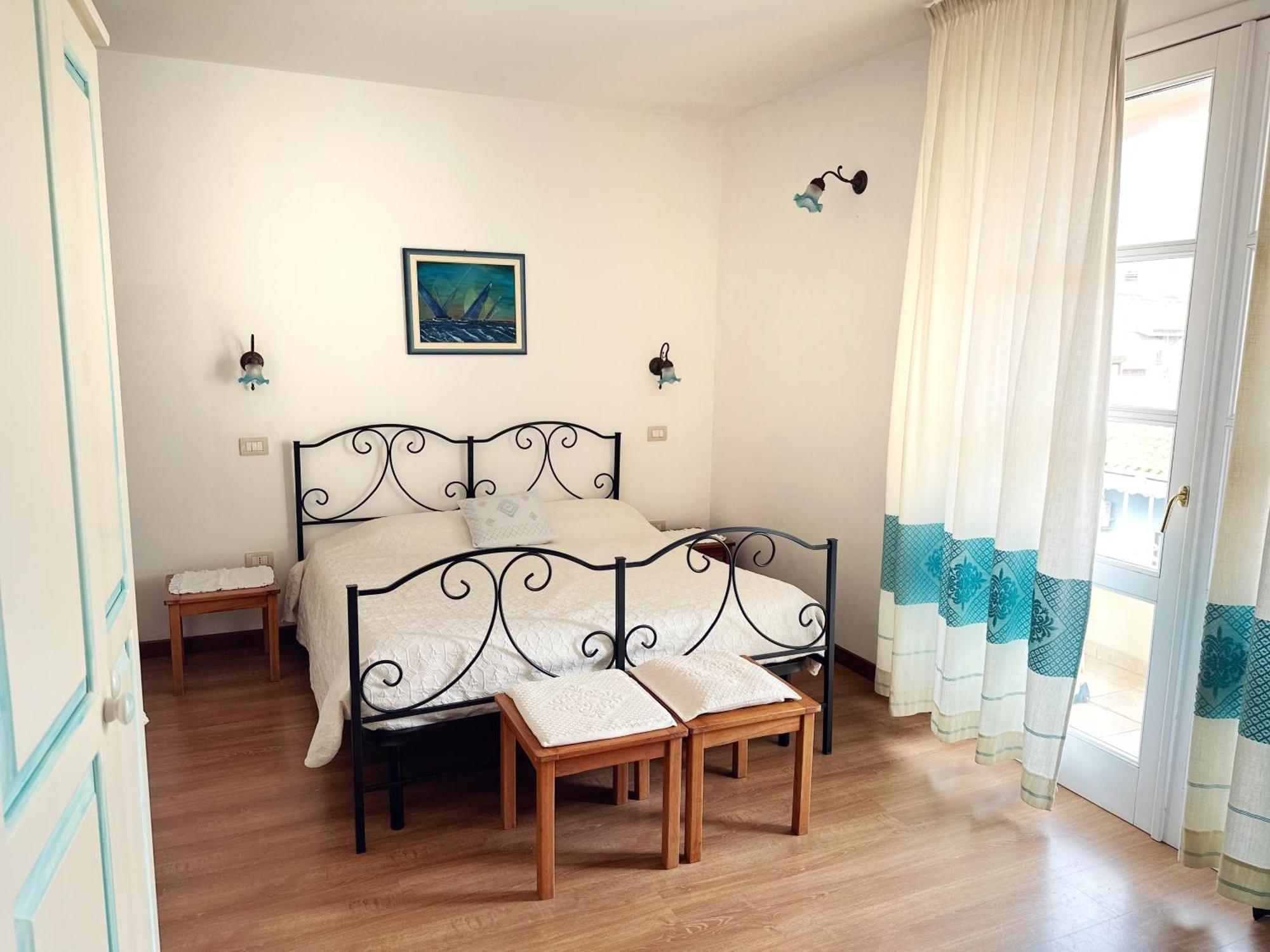 B&B Tre - Rooms & Relax Oristano Ngoại thất bức ảnh